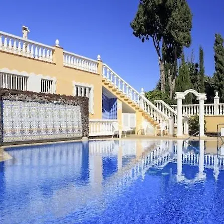 Ikarus View Apartman *